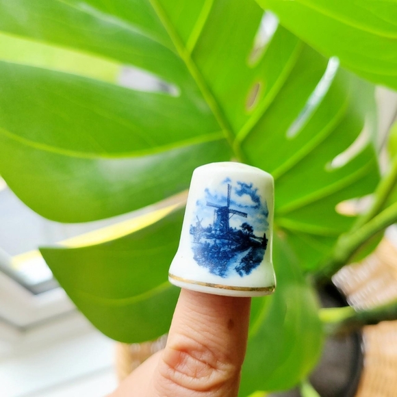 Vintage Classic Windmill Thimble - Picture 2 of 8